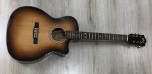 Guild OM-260CE Deluxe Burl