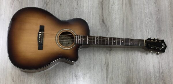 Guild OM-260CE Deluxe Burl