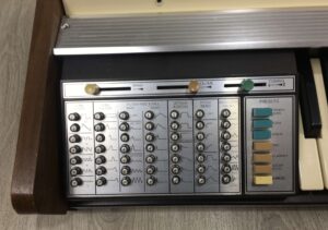 Hammond 102200