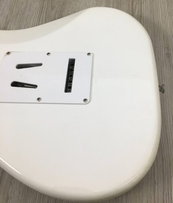 Harley Benton ST-20 WH