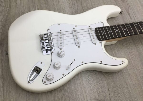 Harley Benton ST-20 WH