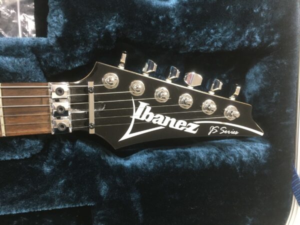 Ibanez JS140-WH Joe Satriani Signature con pickup Sustaniac
