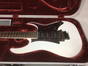 Ibanez Prestige RG2250Z White Pearl Metallic
