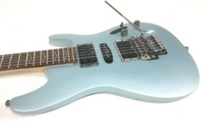 Ibanez S470 Ice Blue con custodia