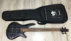 Ibanez SR670 Silver Wave Black Flat