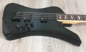 jackson  JS3 Kelly Bird IV Transparent Blue Burst