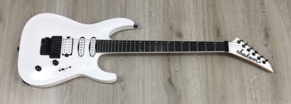 Jackson Pro Plus Series Soloist SLA3 Snow White