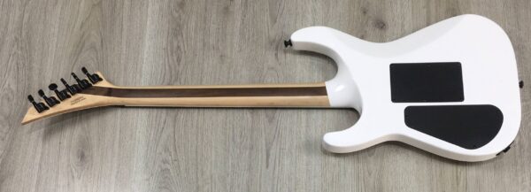 Jackson Pro Plus Series Soloist SLA3 Snow White