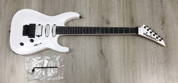 Jackson Pro Plus Series Soloist SLA3 Snow White