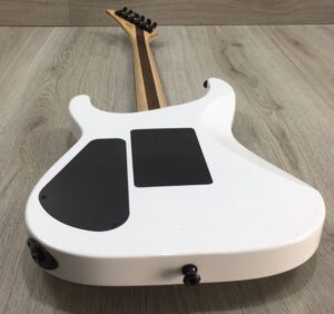 Jackson Pro Plus Series Soloist SLA3 Snow White