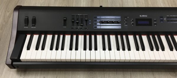 Kawai MP5 con Trolley