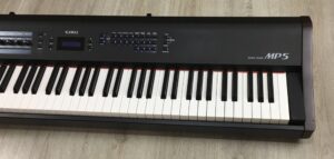 Kawai MP5 con Trolley