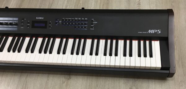 Kawai MP5 con Trolley