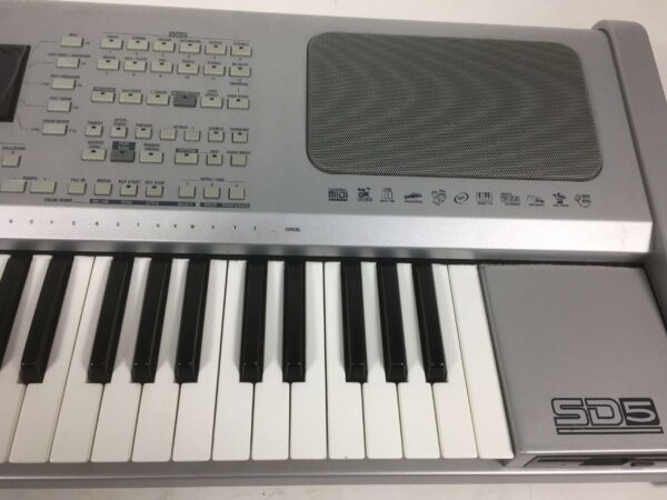 Ketron SD5 Arranger 61 tasti