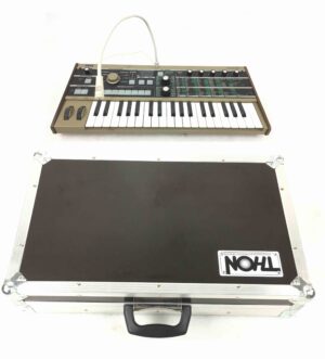 Korg microKORG + Flight Case