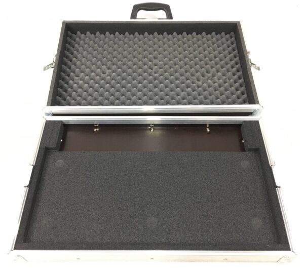 Korg microKORG + Flight Case