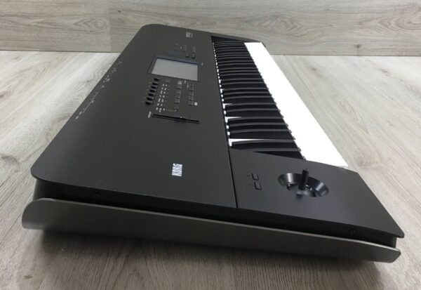 korg Nautilus 61
