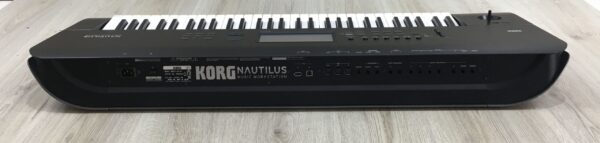 korg Nautilus 61