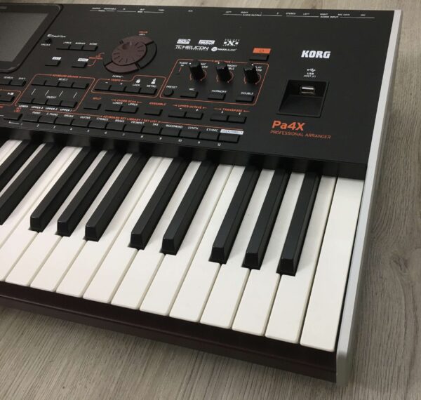 Korg Pa4X 61 tasti