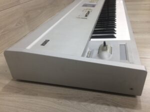 Korg Triton ProX con flight