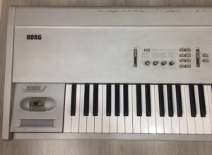 Korg Triton ProX con flight