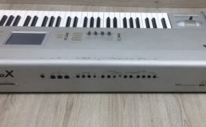 Korg Triton ProX con flight