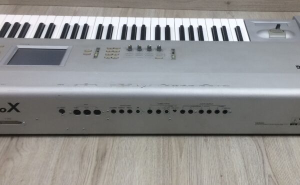 Korg Triton ProX con flight