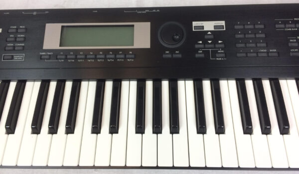 Korg Triton TR 61
