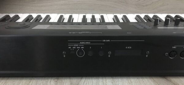 Korg Triton TR 76