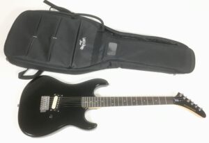 Kramer Baretta Special Black con custodia e meccaniche wilkinson