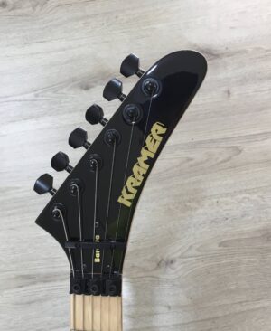 Kramer Guitars Feral Cat