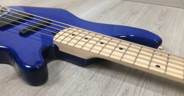 Lakland Skyline 55-02 Deluxe Trans Blue + custodia mono
