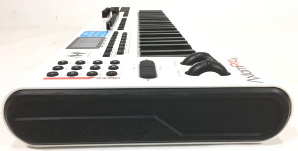 M-udio Axiom Pro 49