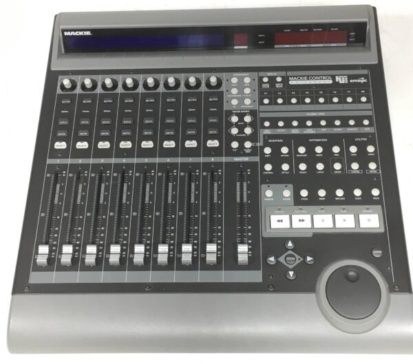 Mackie Control Universal Superficie di controllo