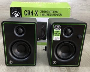 Mackie CR4-X