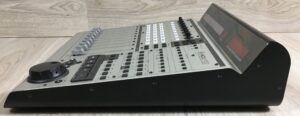 Mackie MCU Control Universal Pro