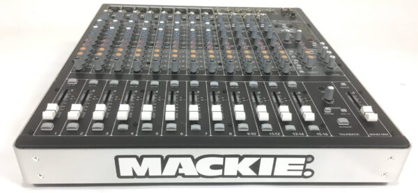 Mackie Onyx 1620i mixer e scheda audio multi canale