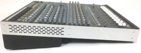 Mackie Onyx 1620i mixer e scheda audio multi canale