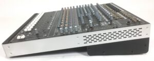Mackie Onyx 1620i mixer e scheda audio multi canale