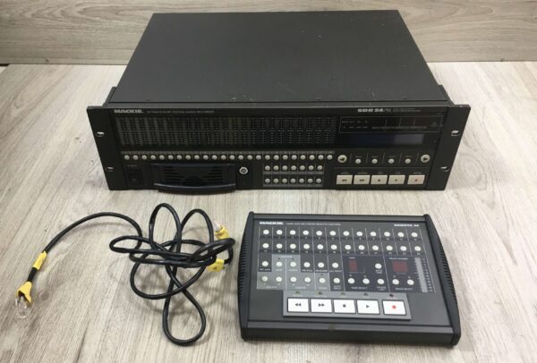 Mackie SDR 24/96 + Remote 24