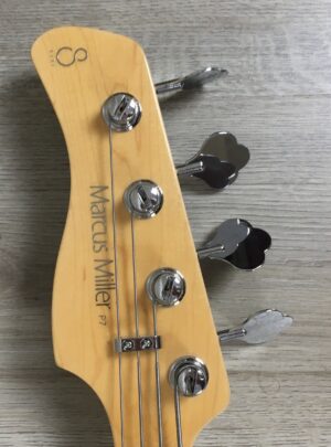 Marcus Miller P7 Antique White Blonde Left