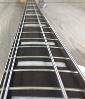 Marcus Miller P7 Antique White Blonde Left