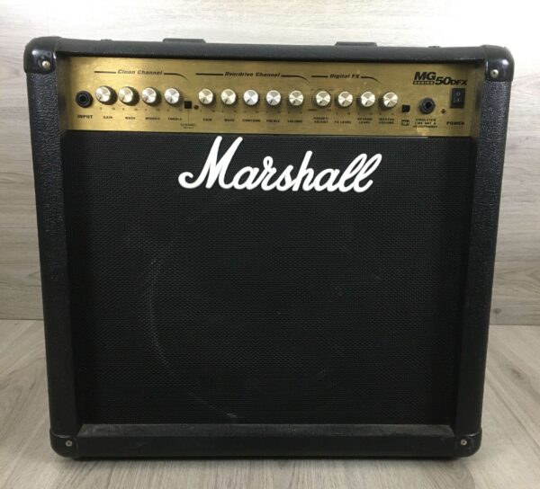 Marshall MG50 DFX