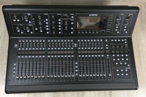 Midas M32 Live