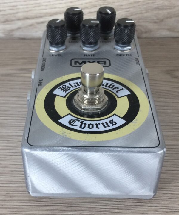 MXR Black label chorus
