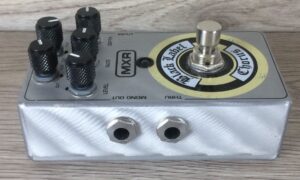 MXR Black label chorus