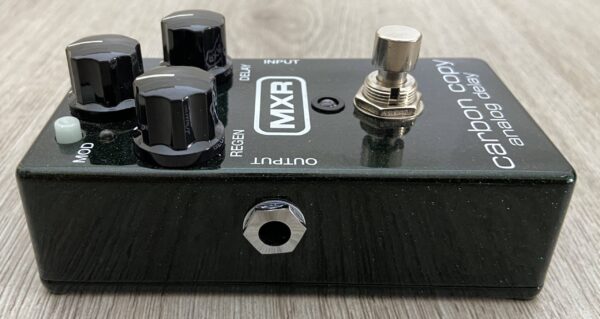 MXR M169 Carbon Copy Delay