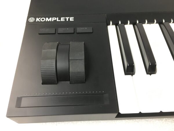 Native Instruments Komplete Kontrol S49 MK2