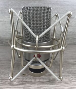 Neumann TLM103