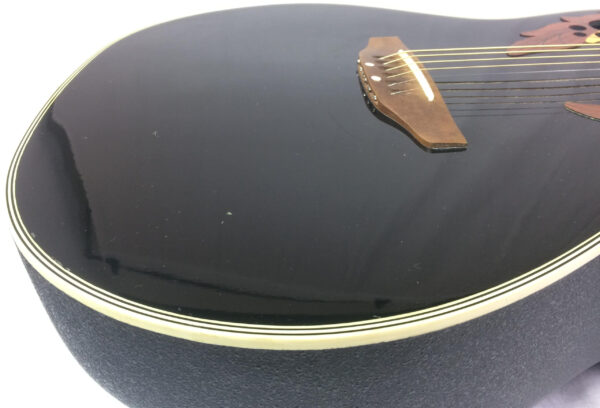 Ovation Celebrity Deluxe CC 268 Black